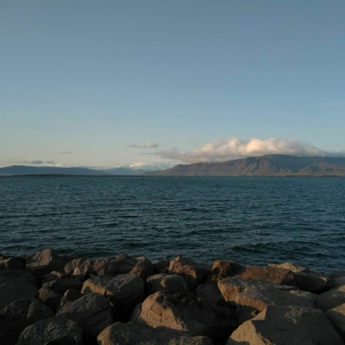 The whispering voice of water for alto flute