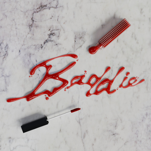 Premiere: AIROD & FOVOS - Baddie