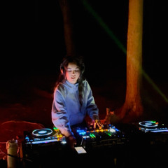 1909 Forest Grooveland @ Lullaby | Aylin