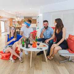 SharedEasy and the Rise of Community Hosts