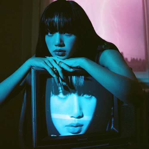 lisa - rockstar x new person same old mistakes (cr: jnk1es on tt)