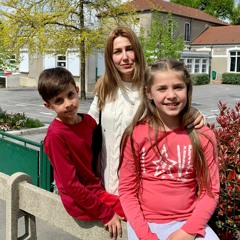 Après avoir fui la guerre, deux jeunes Ukrainiens sont accueillis à l'école élémentaire du Raincy