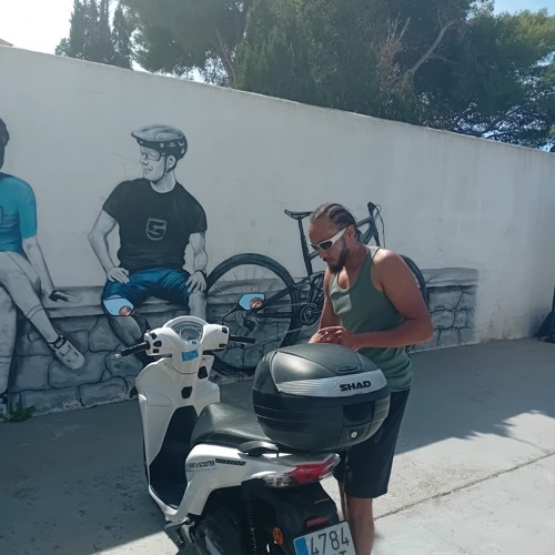 swingin like a pendulum