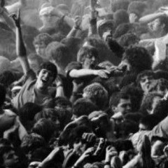 goth bitch mosh pit (prod. Taurs x Yago)