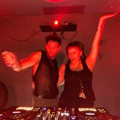 ESCANDALOSA - Galán B2B Bailarllorar