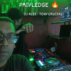 LIVE @ PRIVILEGE LOUNGE (11-2-24)