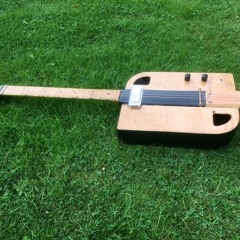 Slow Blues (2023, loosely after Mick Taylor) on 3-string guitar