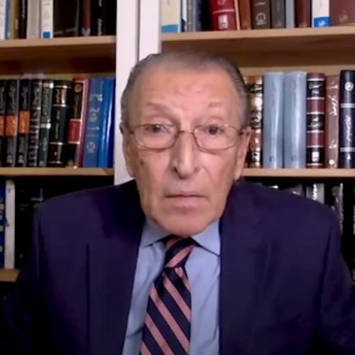 شاخه های این درخت کهن دوشنبه ۹ فروردین