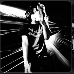 Space walkin (@glitchgrl)