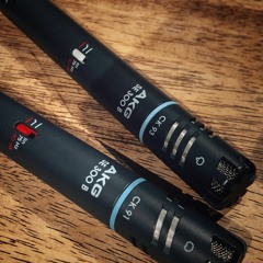 AKG Blueline SE 300B - CK91 (R), CK93 (L) on piano