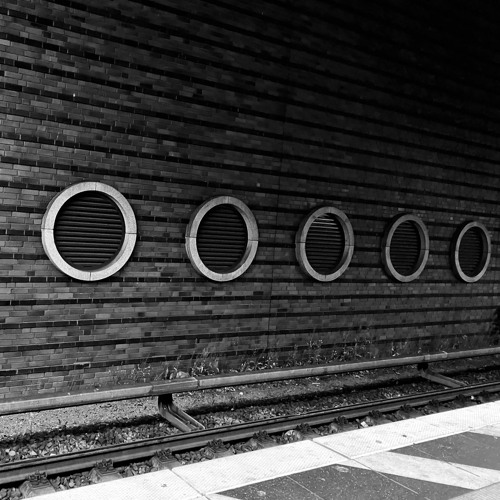 05_LOCO_Bunker(NowI'mfine)