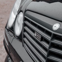 🙂‍↔️🫷🏽