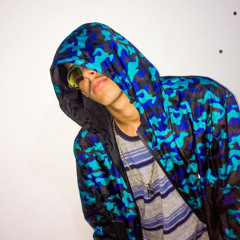 MTG - PRESENÇA VIP ( MC VITTIN PV, VITIN LC ){ DJ VT do ST2 } FININHA 2k20 by DJ VT do ST2 (1).mp3