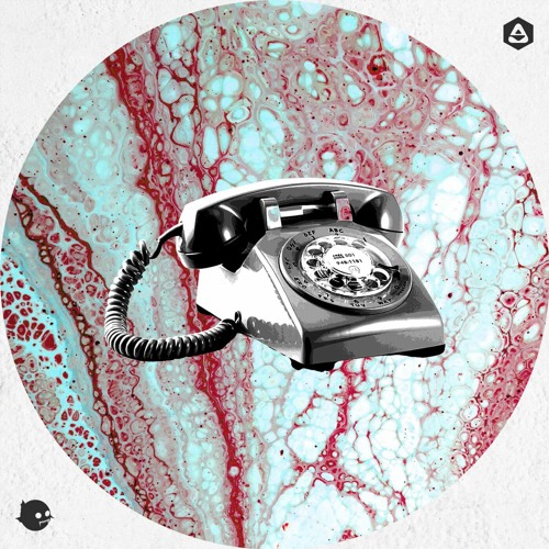 premiere: Rupert Wall - Listen To Me