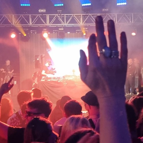 01 REC-2025-11-08 D&B Classics DJ_REMIX