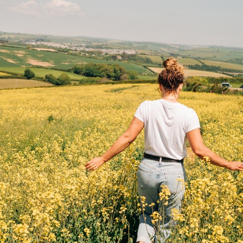 Listen to playlists featuring Guided Sleep Meditation by Georgina Lynch