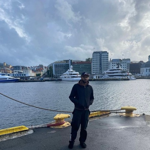 SURF GANG RADIO w/ RealYungPhil 160925