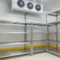 Discover Energy-Efficient Chillers for Industrial & Commercial Use.