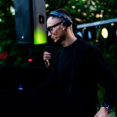 Julian Justin presents Radioshow 11