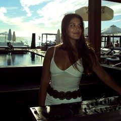 Sara Collado - Numa DJ Set #7 chapter ( DEEP & HOUSE )