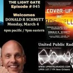 The Light Gate - Donald R  Schmitt - Cover Up At Roswell