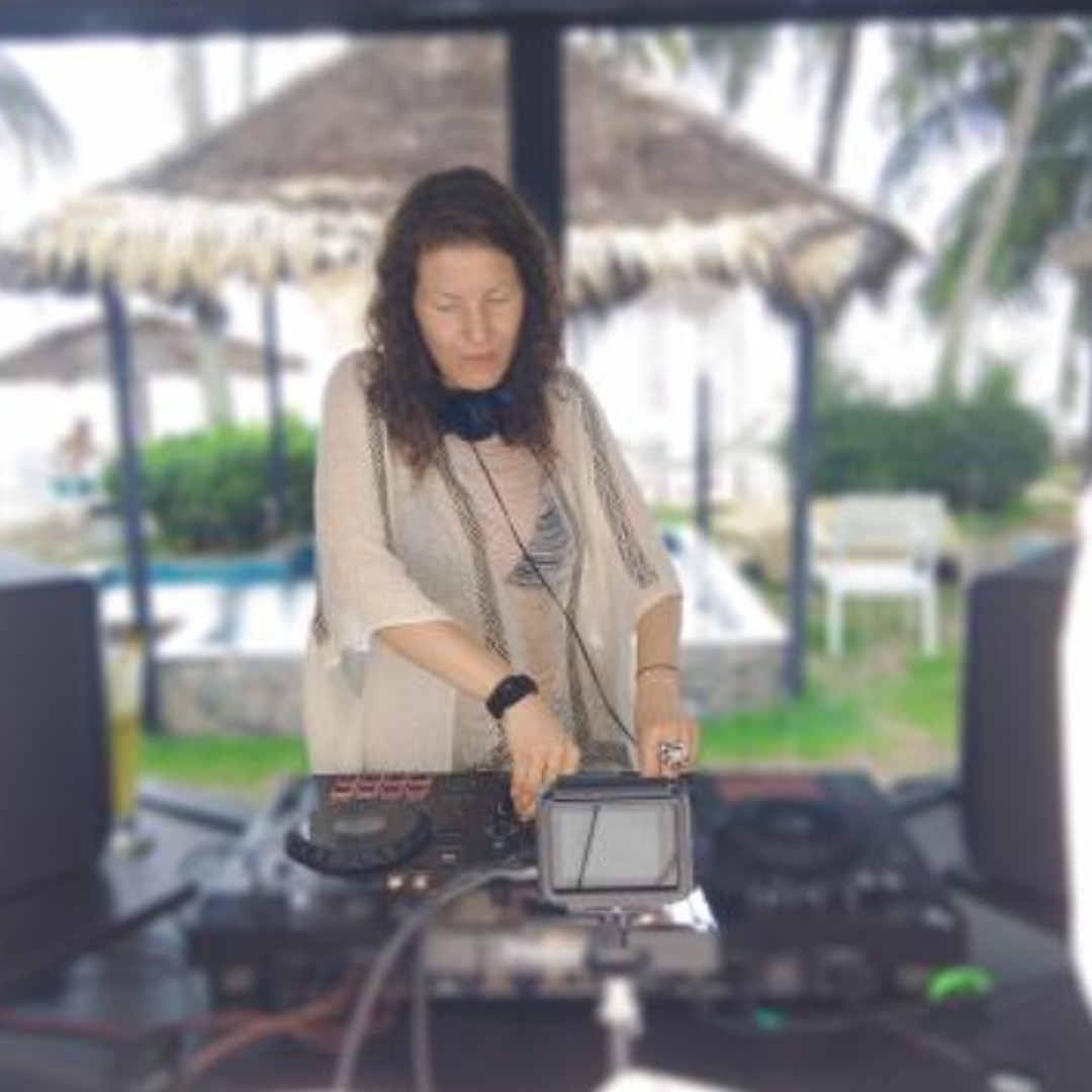 Stream Victoria Marx | Listen to Fullmoon Radio LiveStream Hotcast #2 ...