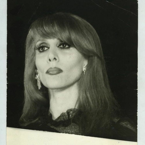 فيروز تغني القمر