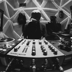 Tamiras Podcast 001: A Blade of Grass