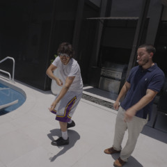 Straight Out From The Dale w usr0