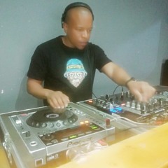 DJ SBONGA PRESENTS DEEP THROW BACK LIVE @ THE RHYTHM DJ ACADEMY.mp3