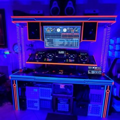 DJMikeT - Live @ Club Quarantine (12 - 26 - 2020)