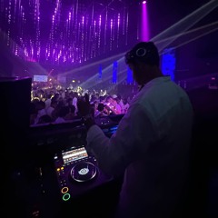 (Live) Kellogg White Party '23