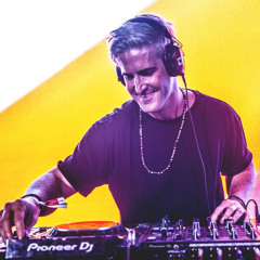 Dean Fuel 5FM Mix - November 15 2024 - The Roger Goode Show