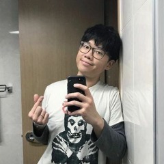 조휴일 데모