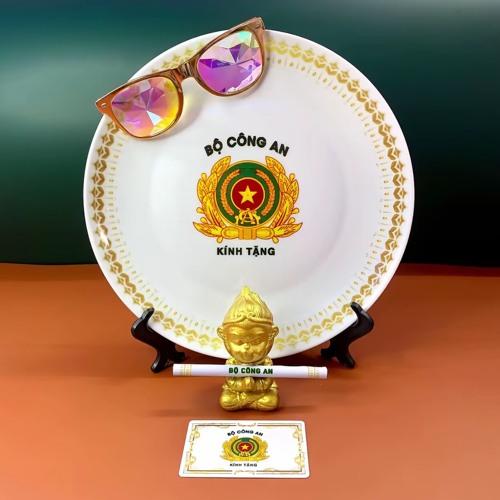 Tư Liệu Quý-Nguyễn Hồng Sâm