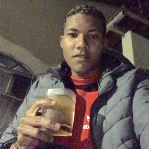 Stream João César da cr Listen to tropa do bate e dorme 😔 playlist