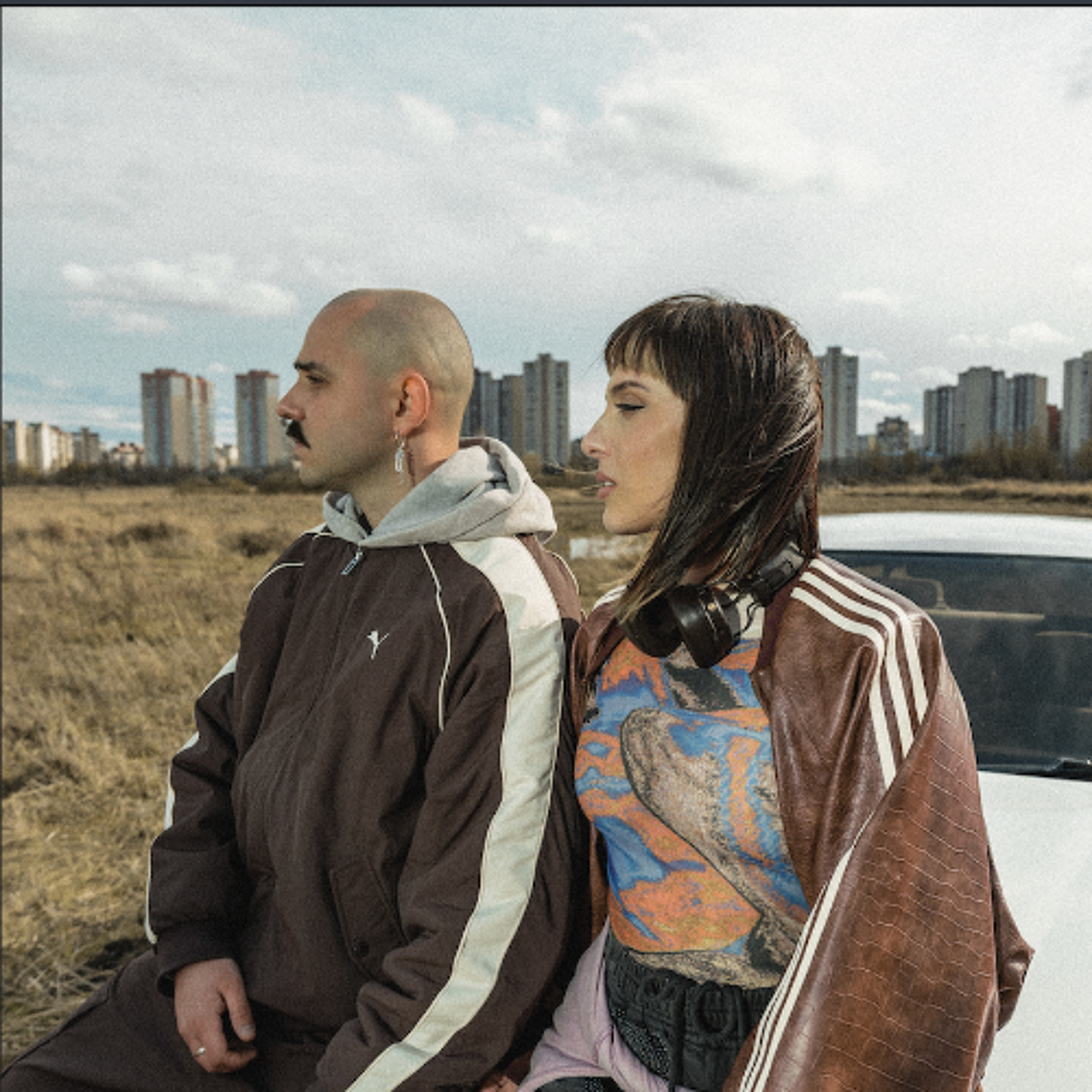 На вухах: OTOY feat.Kler "На двох" episode artwork