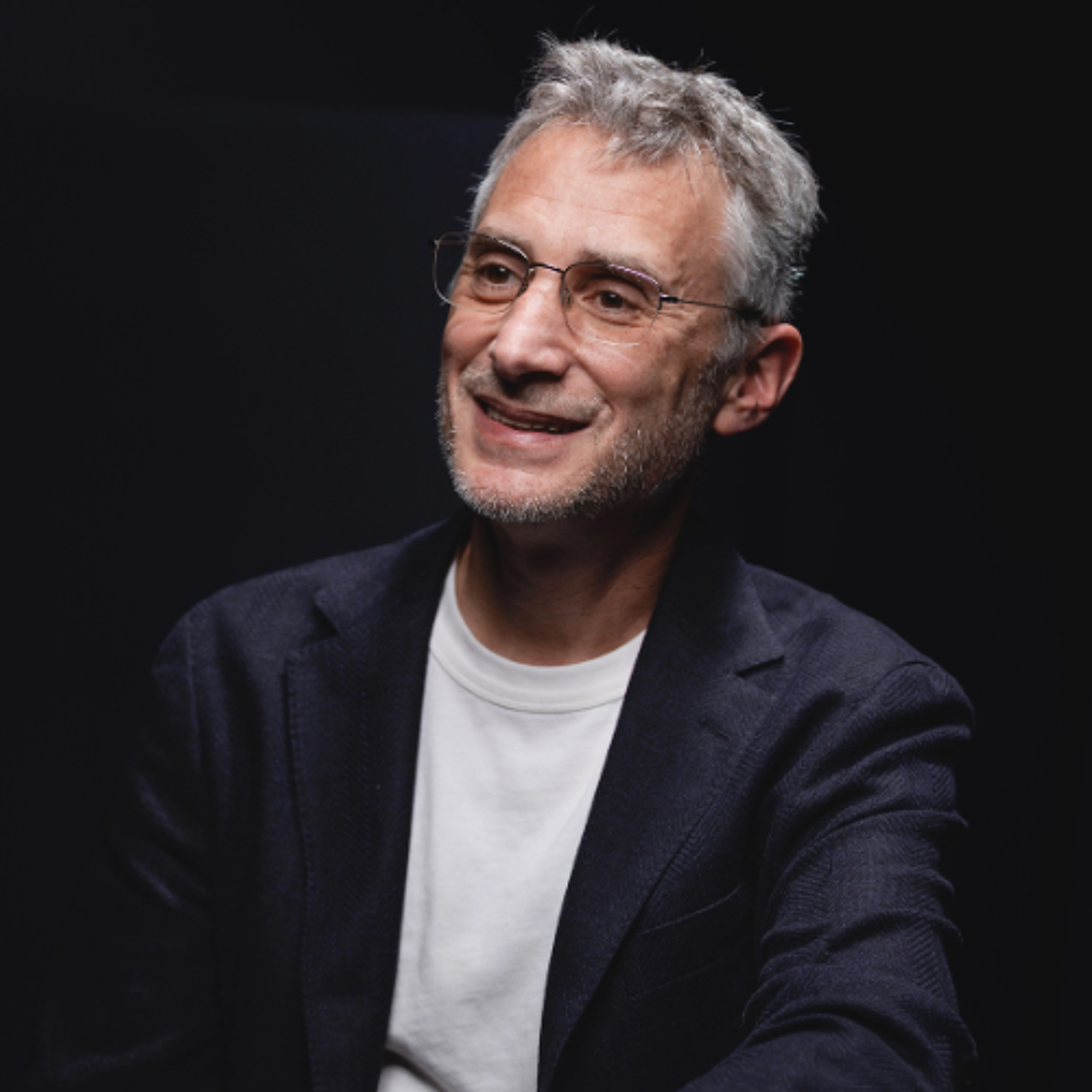 Producing Stories That Travel: Glenn Gainor on Film, Innovation, and Global Impact episode artwork