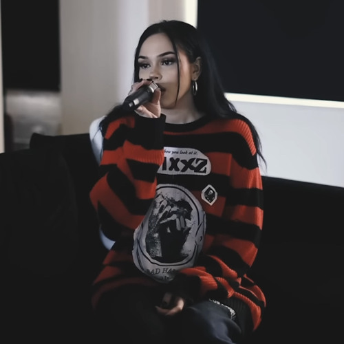 maggie lindemann - we never even dated (acoustic)
