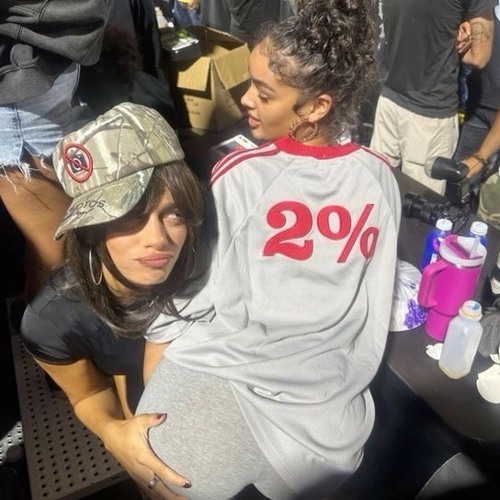 Allmypockestsfull ( tales link )