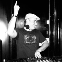 LifeInLockdown Mix (incl...Kerri chandler, Sam Divine, Solardo, LowSteppa)