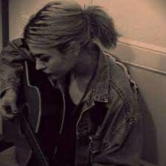 Frances Bean Cobain - Through Time (Solo Acoustic)