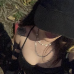 BAD MAMI -No andas en la q ando🌊