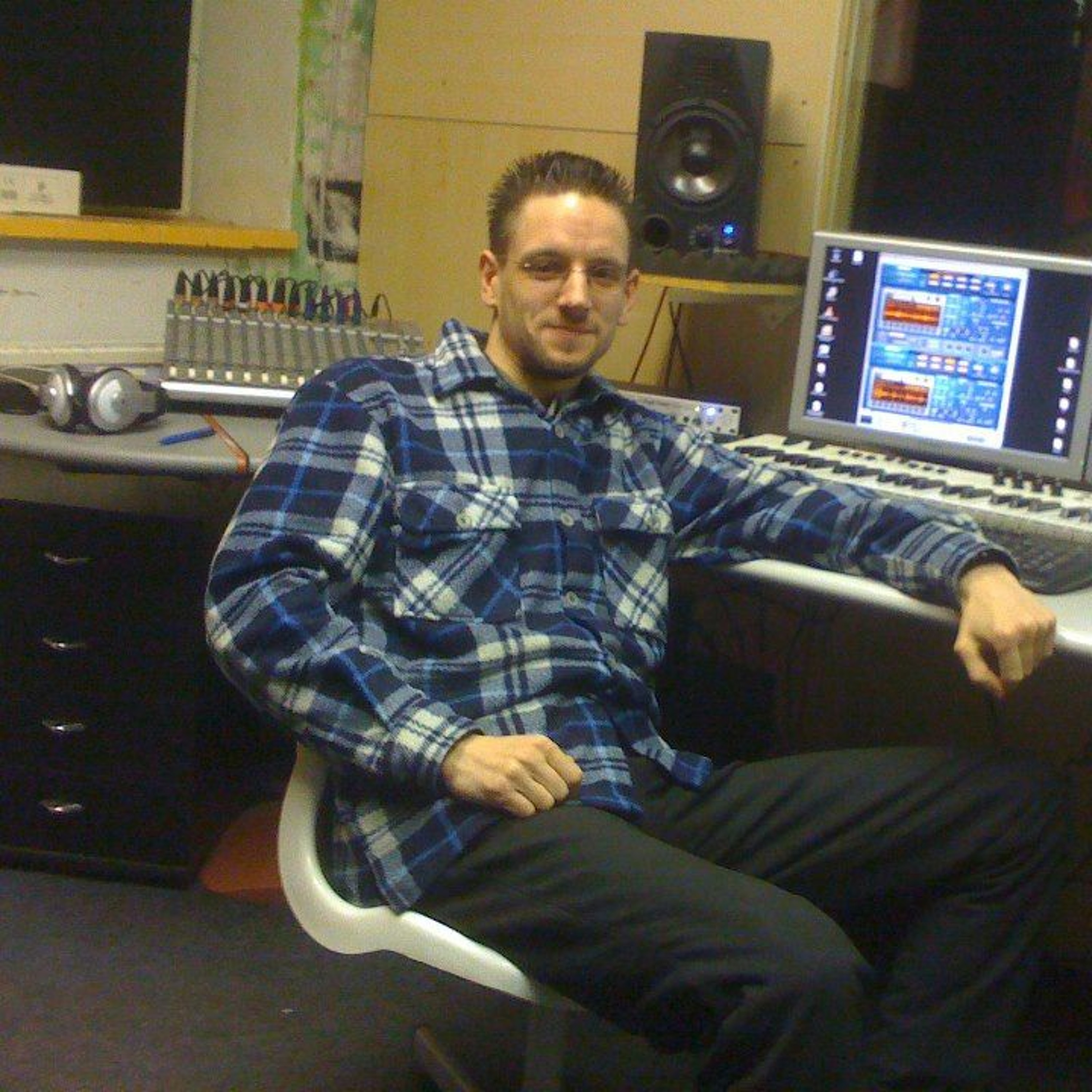 DJ-BuzzT