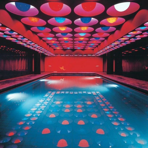 Set 003 ☼ From a Disco Sunset to a Bouncy Dark Wave ☼ Dorian Flagrant