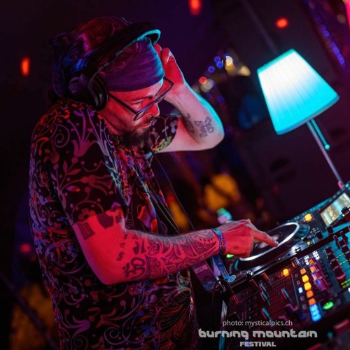 Blunt But Effective @ Burning Mountain Secret Temple Stage