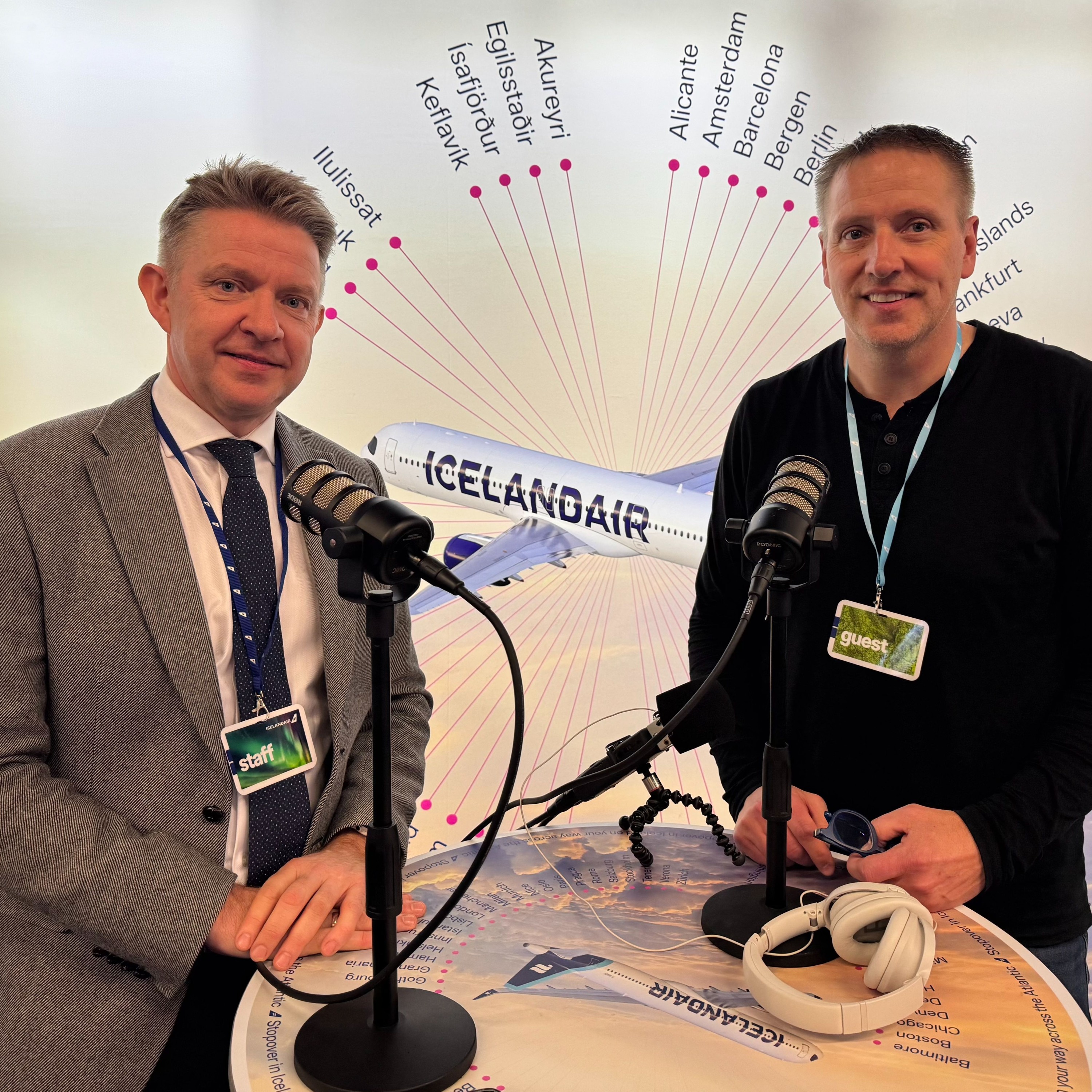 #101 – Spá hagnaði í ár eftir tap á "24 – LIVE frá MidAtlantic í höllinni – Bogi Nils Bogason