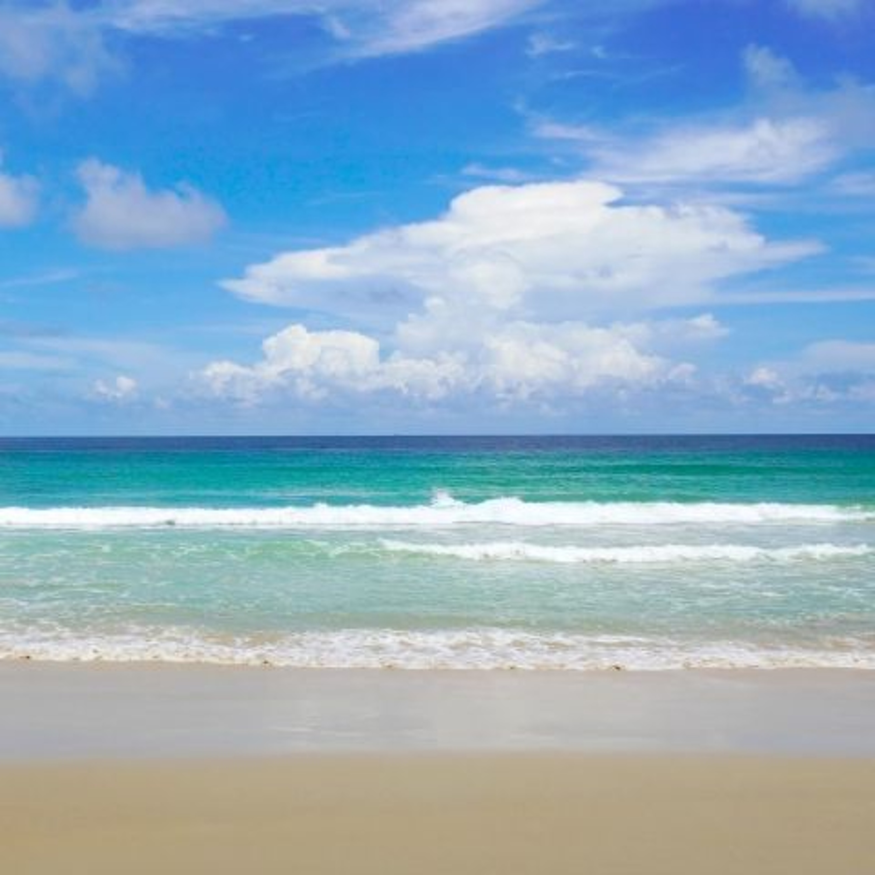 Lounge & Listen - "BeachFront" episode artwork