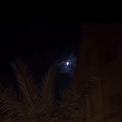 خليت عقلي يفكر قبل وقت المنام