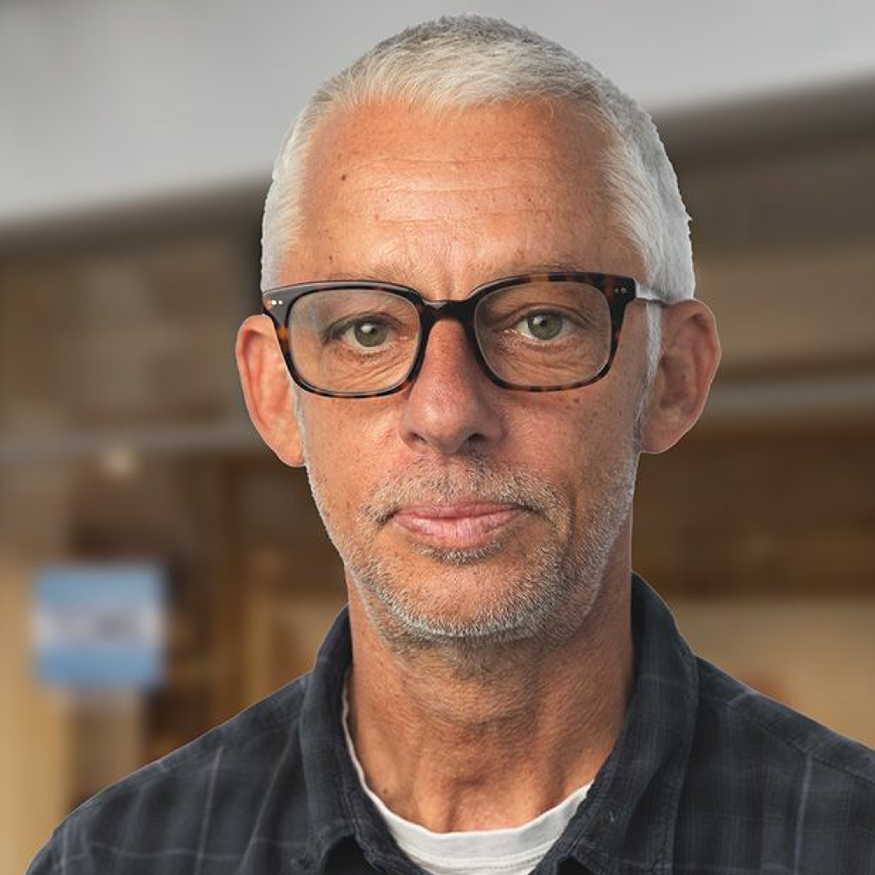 E15 | Ian Stewart (TOMS) on brand building episode artwork